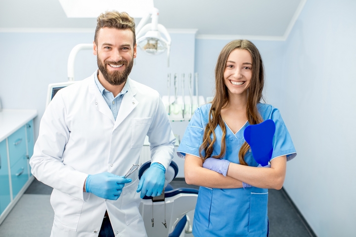 5 Advantages of Becoming a Dental Assistant